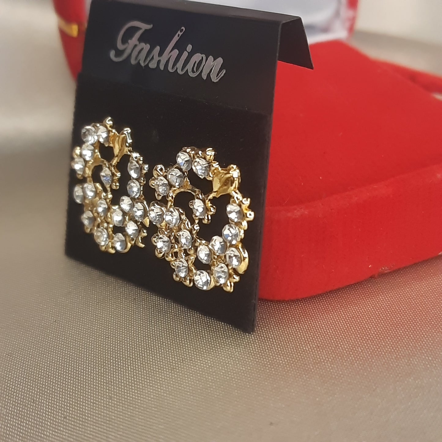 The Solstice Wreath Studs