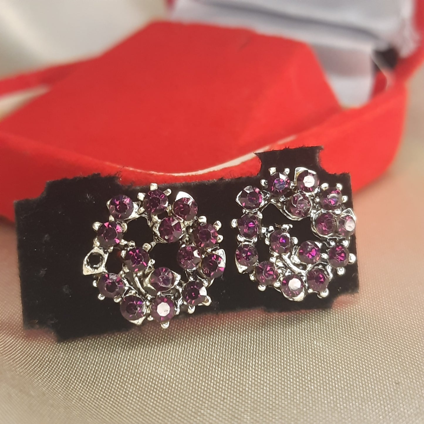 The Amethyst Wreath Studs