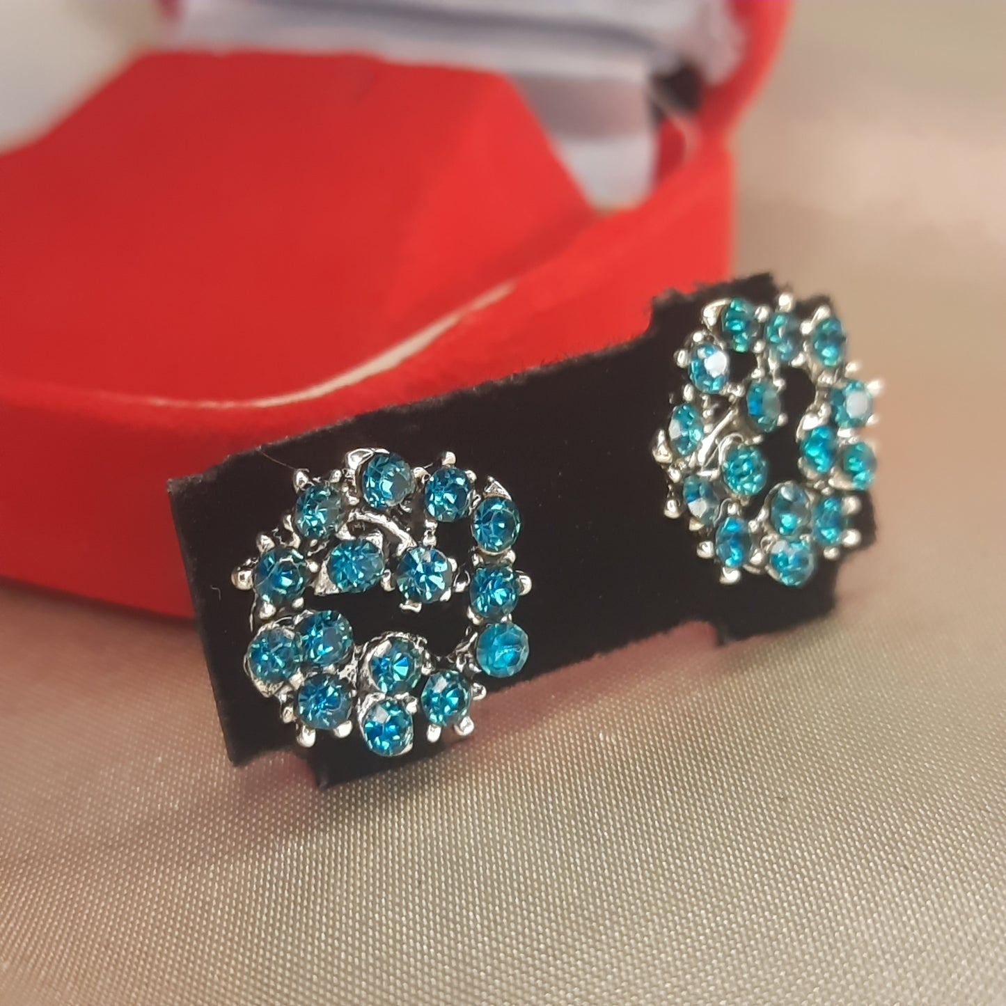 The Sapphire Wreath Studs