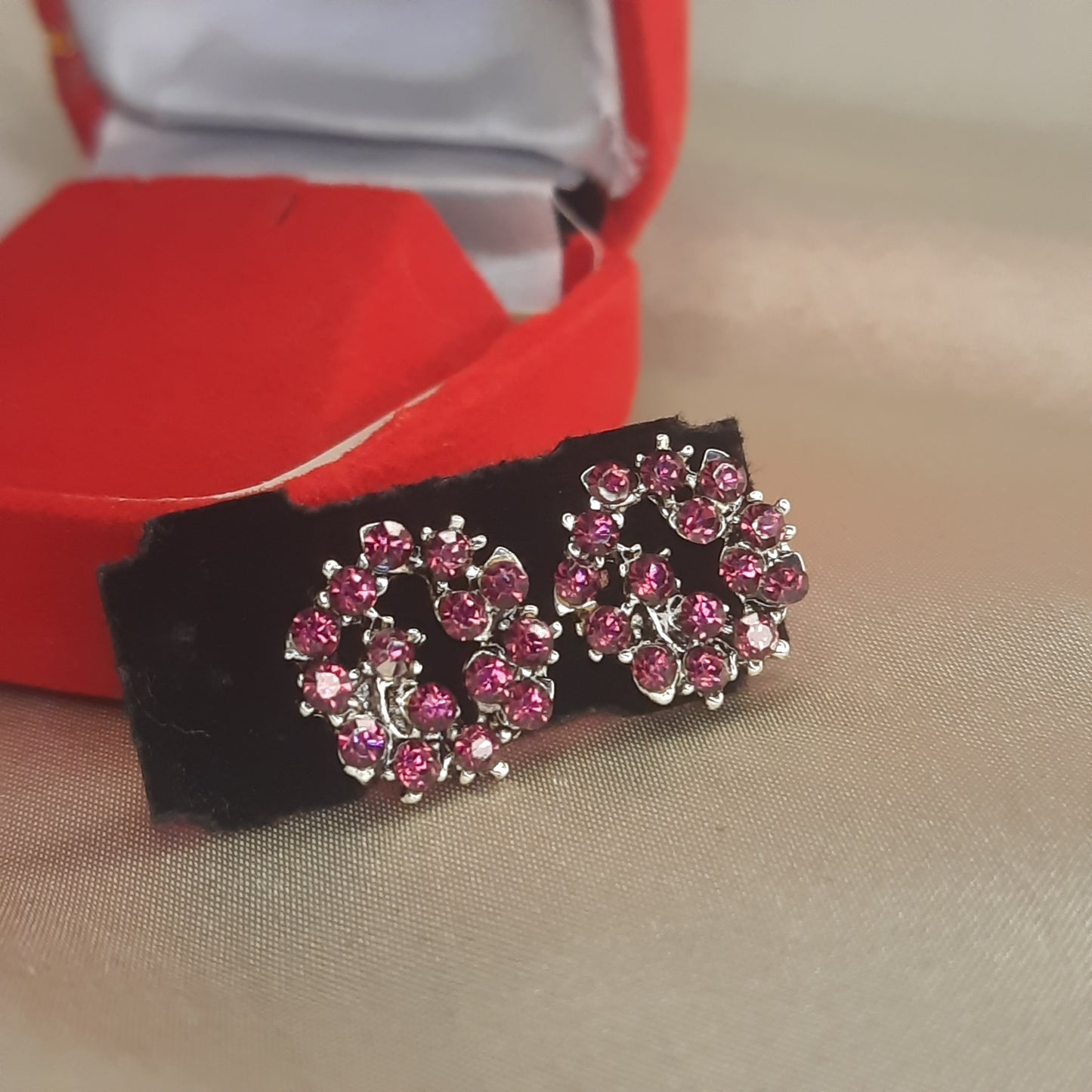 The Fuchsia Wreath Studs