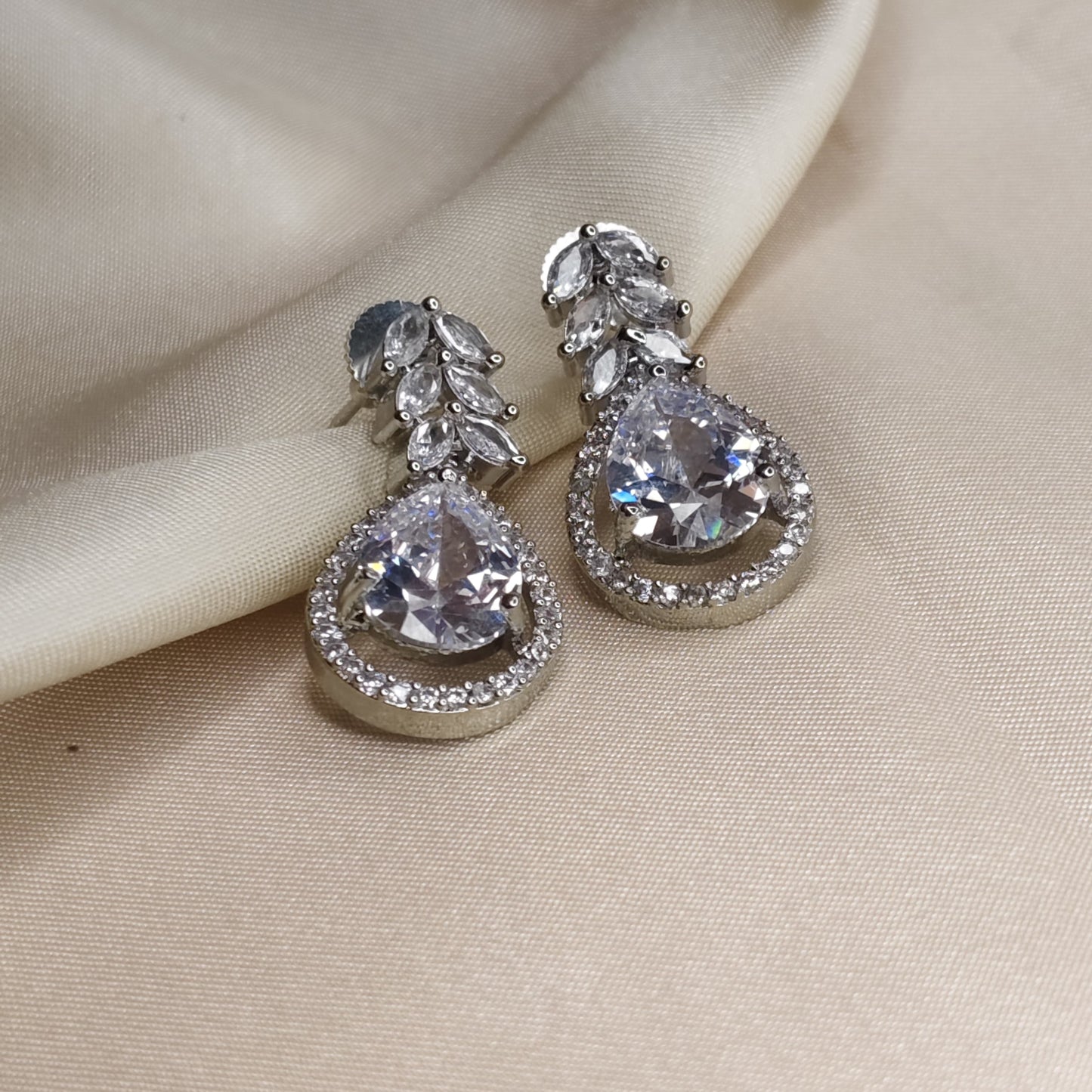 White Pearl Necklace Set with Zircon Pendant & Earrings
