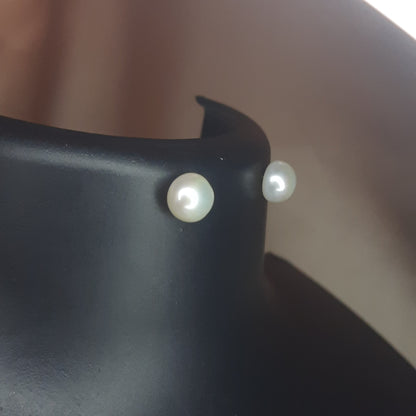 The Classic Solitaire 6mm Pearl Studs
