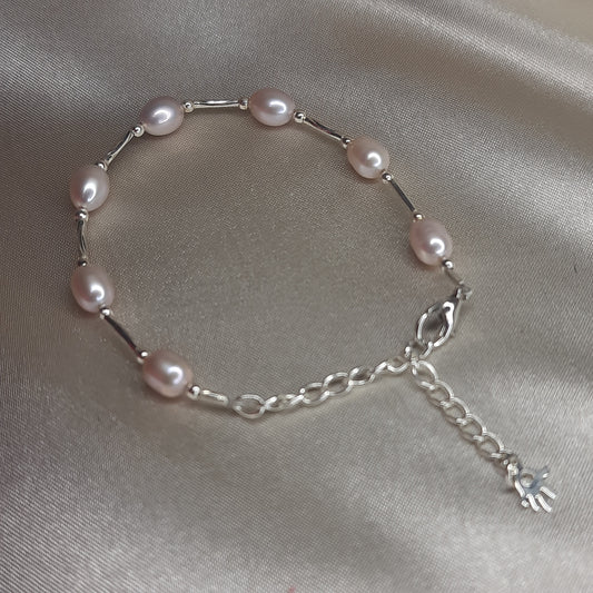 The Rose Dew Freshwater Bracelet