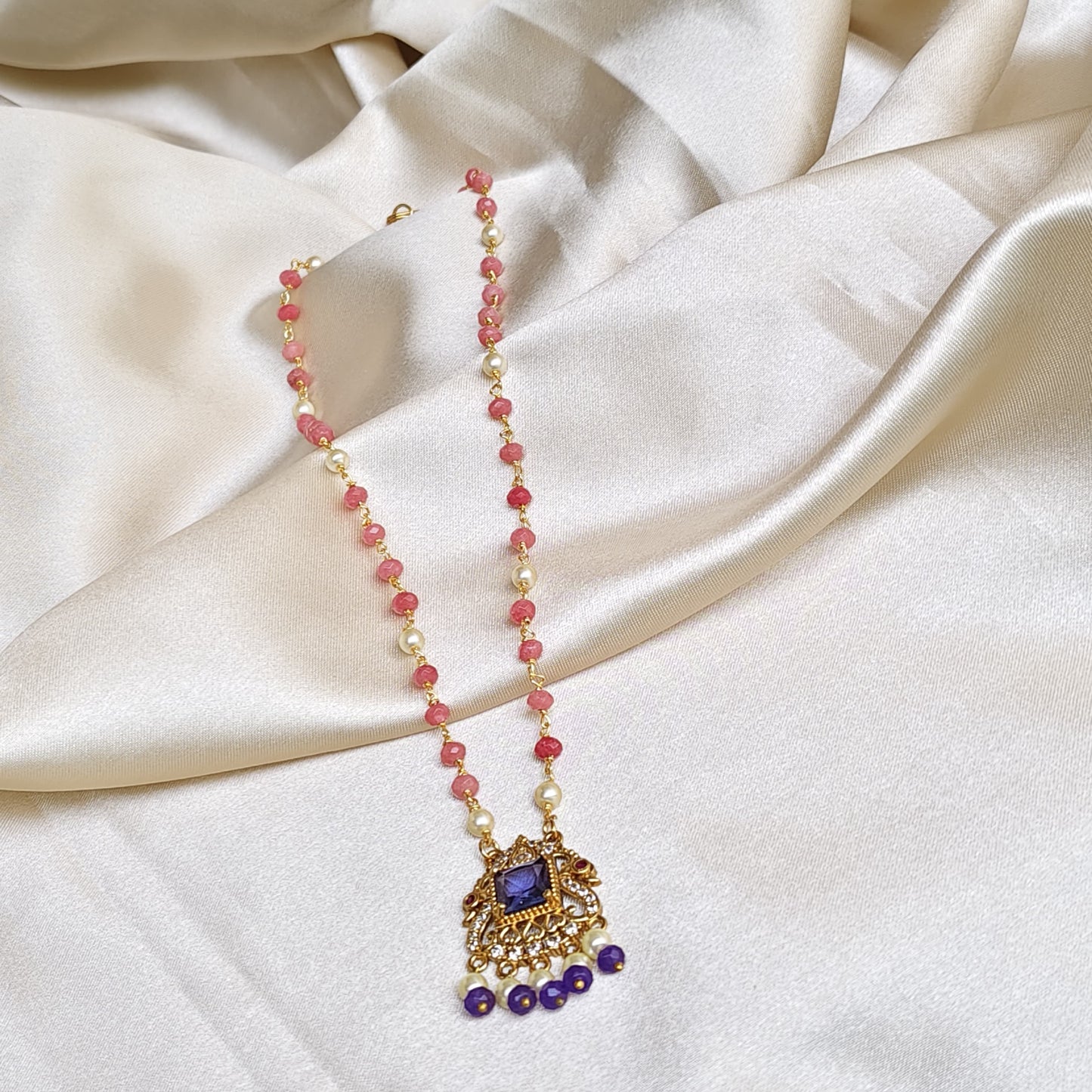 The Neela Kundan Chain